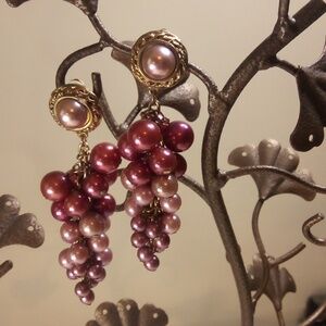 Cha Cha faux pearl ling earrings